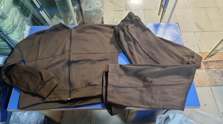 ست سویشرت کراپ و شلوار بگ میومیو miu miu تو کرکی فری سایز 36 تا 44 ایزی شاپ آنلاین